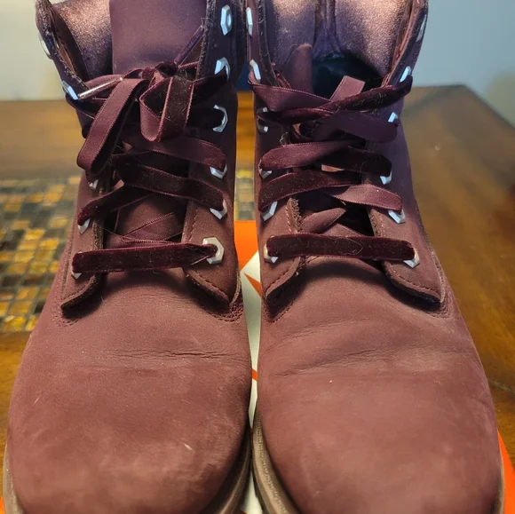 Timberland purple boots - Picture 2 of 6